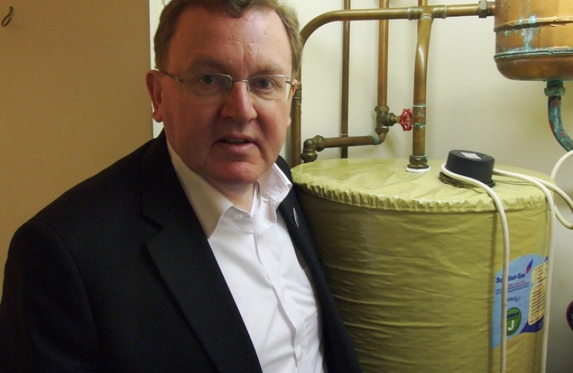 David Mundell MP supports winter heat helpline