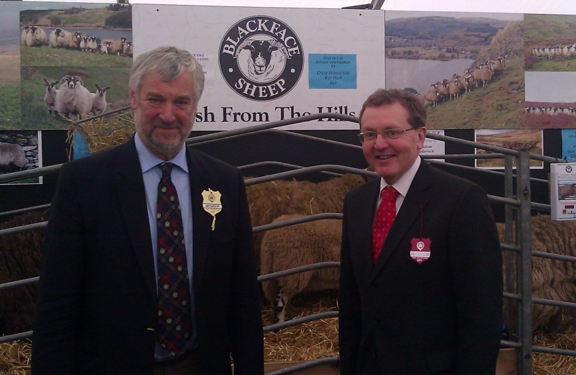Pictured: (l-r) Alex Fergusson MSP and David Mundell MP at the Blackface Sheep s